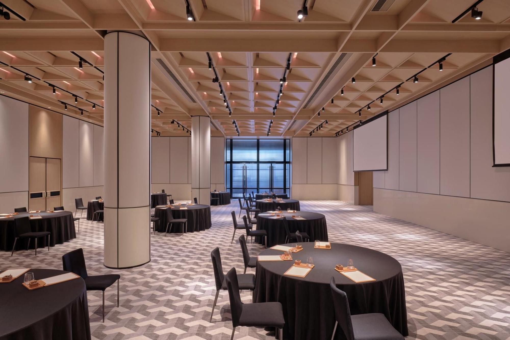 Hyatt Centric Zhongshan Park Shanghai