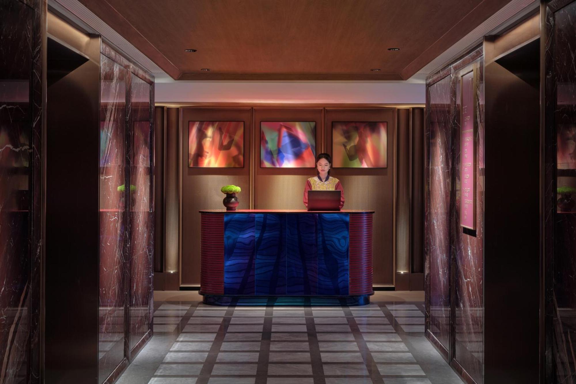 Hyatt Centric Zhongshan Park 5*