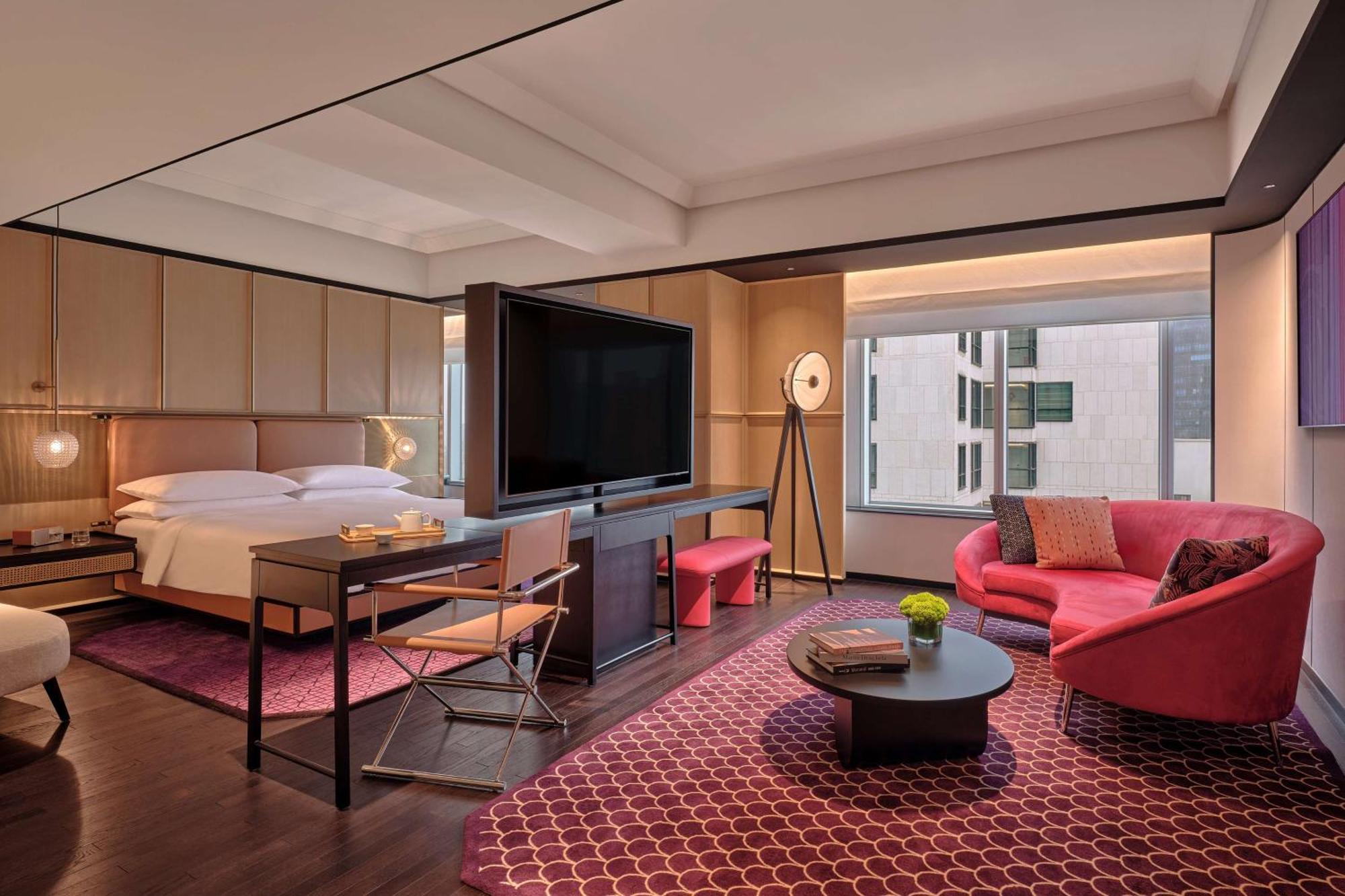 Hyatt Centric Zhongshan Park Hotel 5*